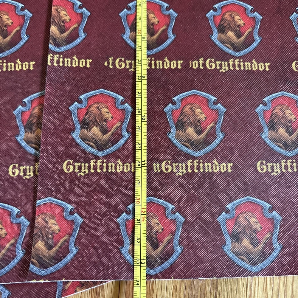 Characters Faux Leather Sheets Harry Potter 3 Sheets Gryffindor - Picture 3 of 5